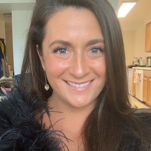 Meet your Posher, Sallie